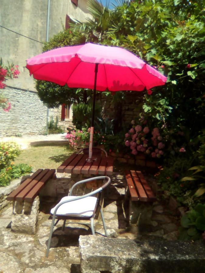 Apartment Castel Bale Exterior foto